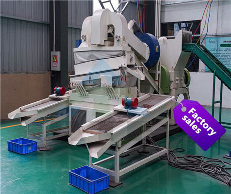 Red Copper Cable Grinding Granulator Machine for Scrap Wire Crushing Recycling System