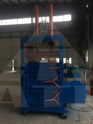 650 KG Capacity Plastic Bottle Bag Cans Waste Baler Machine for Customer Bale Density