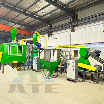Easy Operation PCB E-waste Shredding Machine for Green Energy Solar Panel Recycling