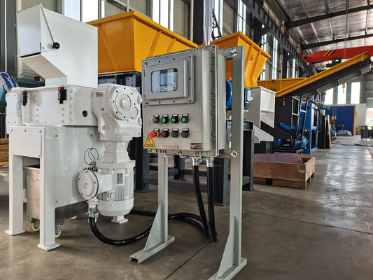 Customized Input Size Four-Shaft Scrap Metal Plastic Waste Shredder Crusher Machine